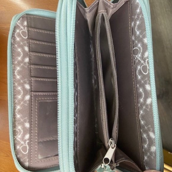 Jessica Simpson bifold zipper wallet - Picture 4 of 12